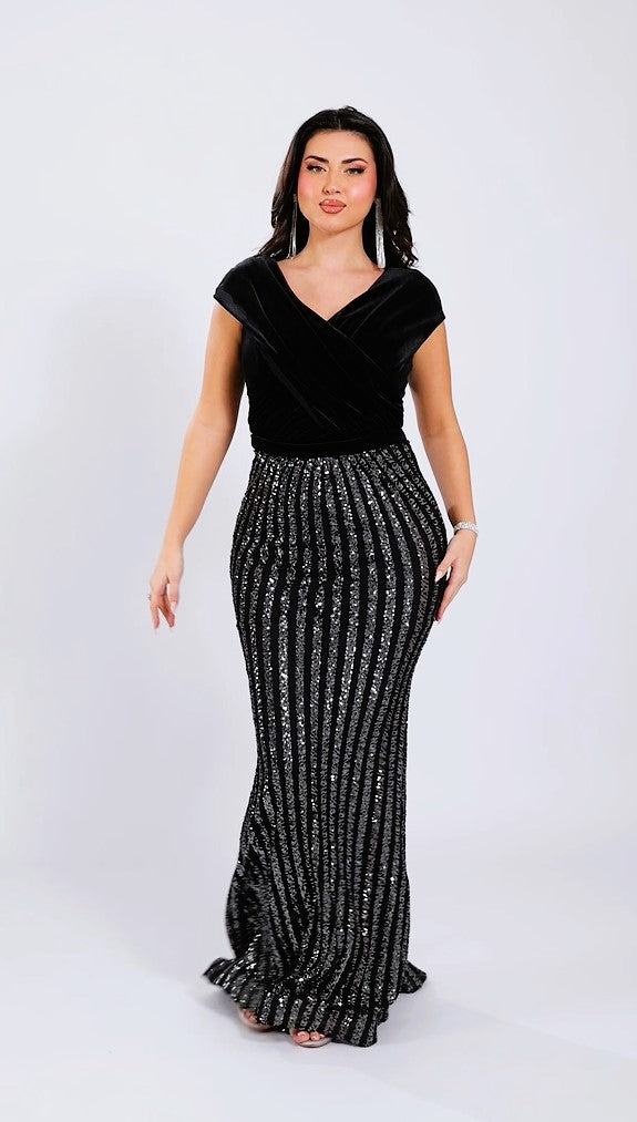 Stunning Black Evening Dress